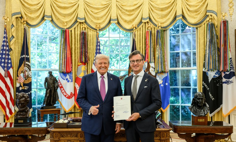 Ambasadorius G. Varvuolis įteikė skiriamuosius raštus JAV prezidentui D. Trumpui